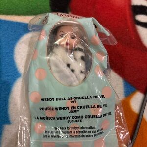 Madame Alexander dolls new McDonald’s Wendy Doll As Cruela De Vil Sealed